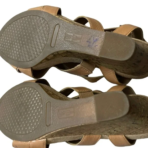 Ladies Aerosols Wedges wide width - Picture 3 of 4